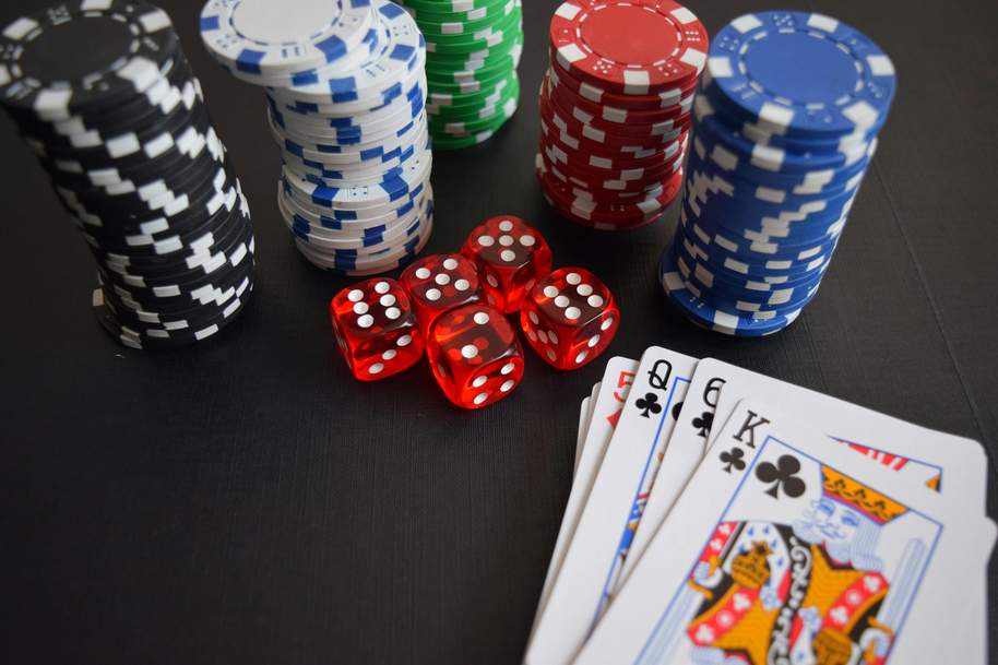Plinko Casino Game: A Detailed Review & Guide